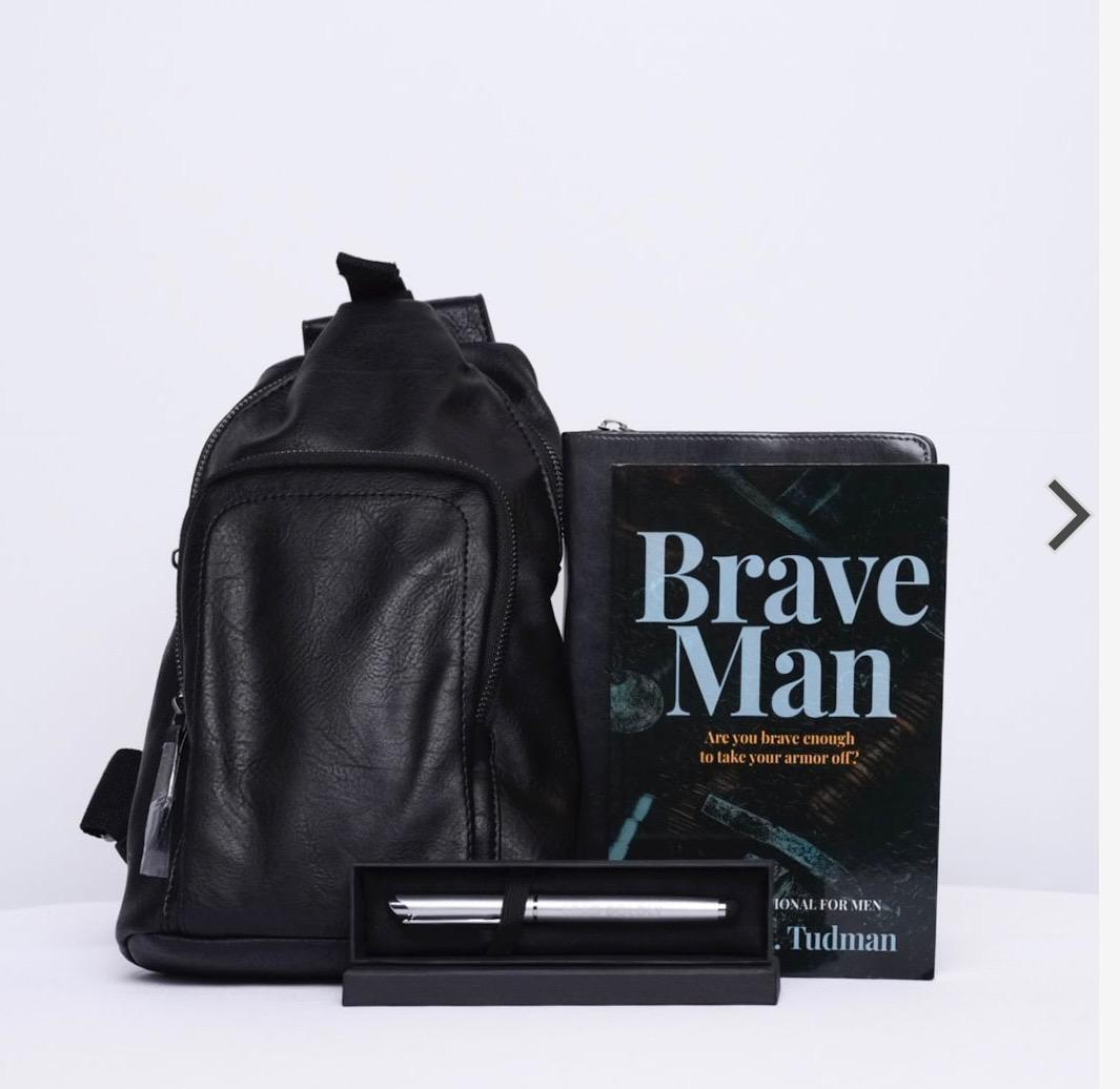 Be Strong And Courageous Set